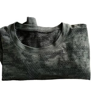 Lululemon Relaxed Fit Swiftly Camo Dark Olive Long Sleeve
